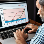 **

A worried investor looking at a rapidly declining stock market chart on their laptop. Emphasize the common pitfalls: lack of knowledge, herd mentality, and investing everything in a single stock. Include subtle visual cues representing "experts" on social media giving bad advice. Use colors that convey anxiety and financial loss. Tone: cautionary.

**